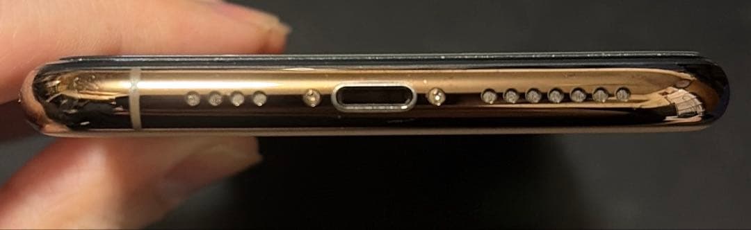 【バッテリー98％】iPhone 11 Pro Max ゴールド 512GB