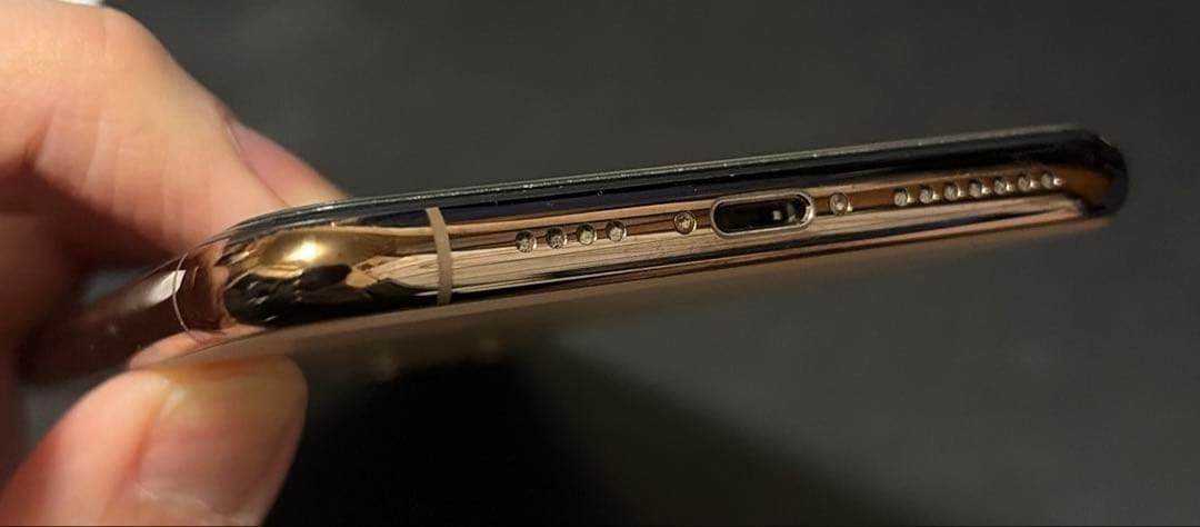 【バッテリー98％】iPhone 11 Pro Max ゴールド 512GB