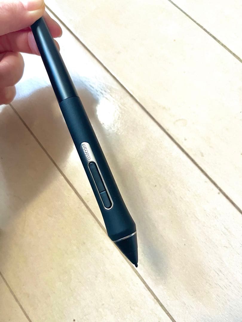 Wacom Intuos Pro (PTH-860) ペンタブレット本体