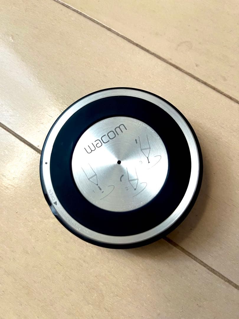 Wacom Intuos Pro (PTH-860) ペンタブレット本体