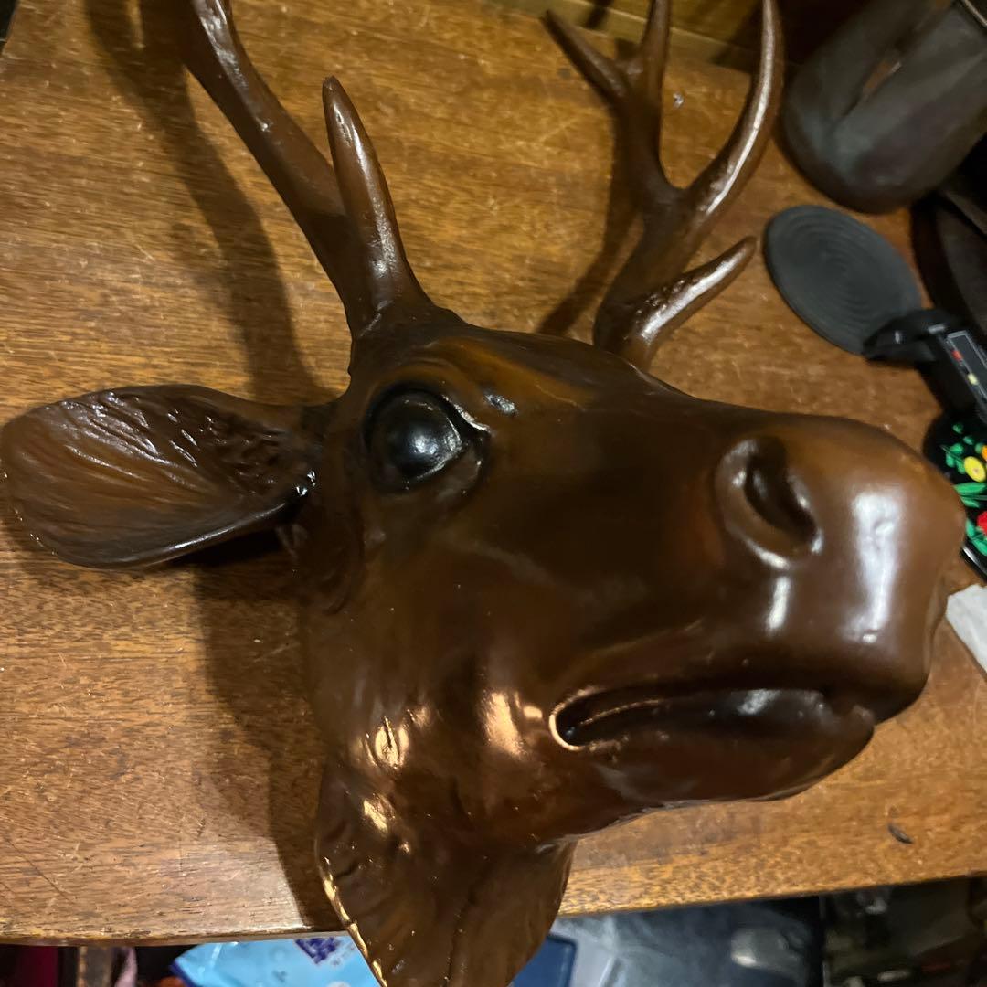 ヴィンテージ　金属鹿飾り