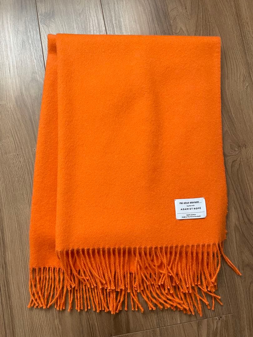 ADAM ET ROPE アダムエロペ　オレンジ マフラー
