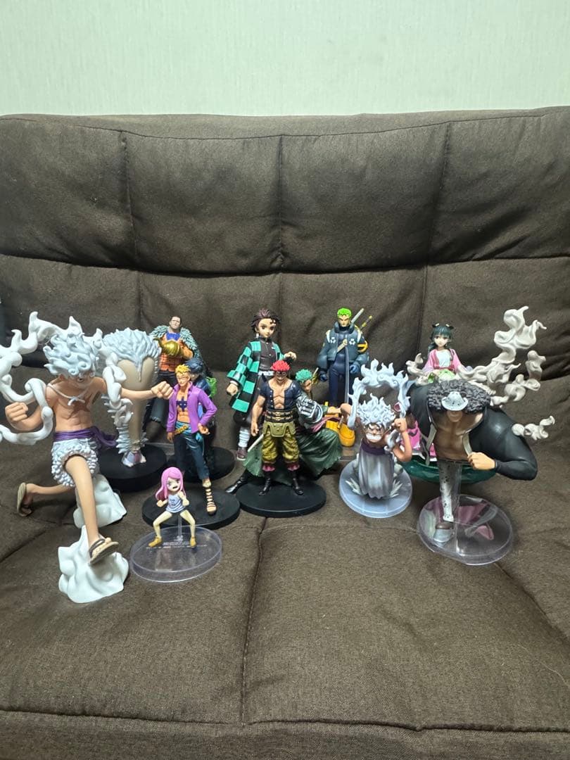 ワンピース フィギュアセット 9体 3体おまけ　全て箱無しです