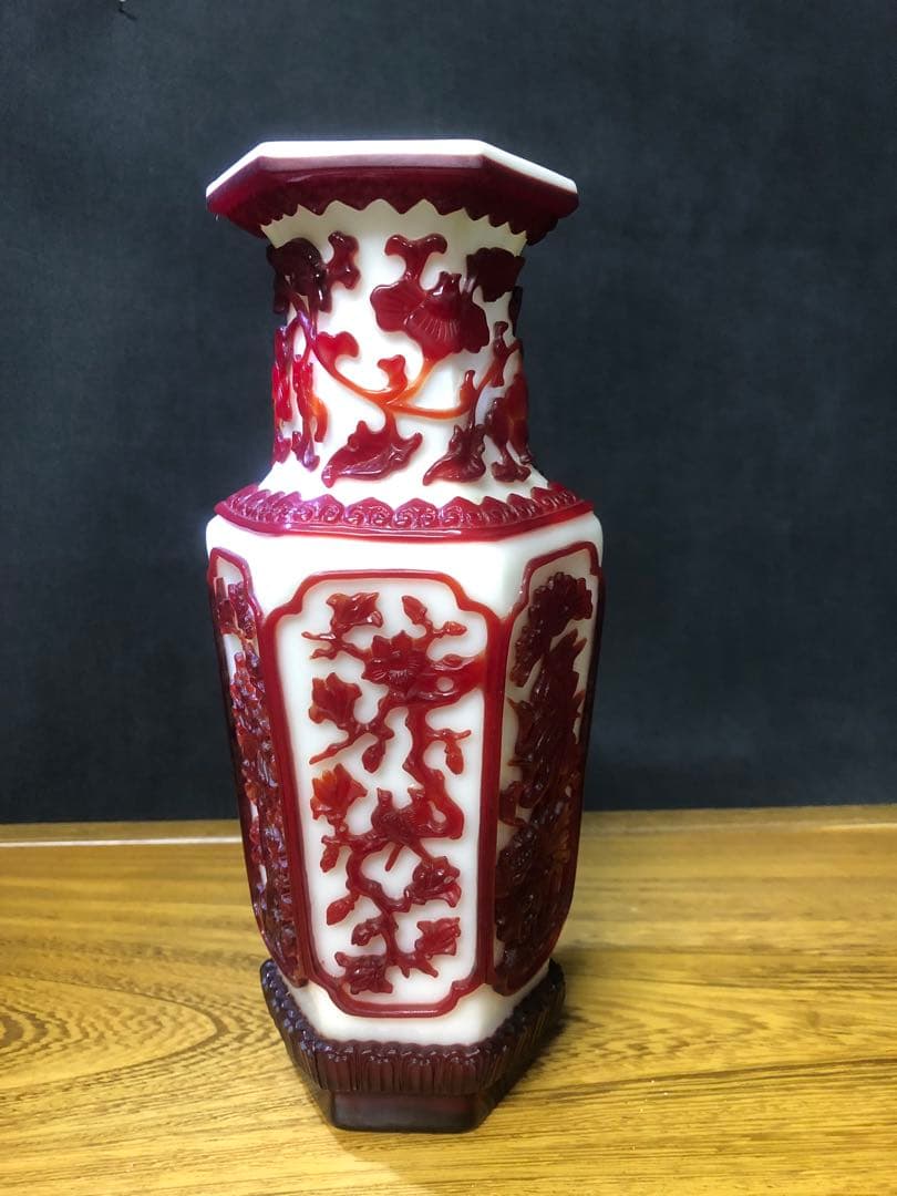 乾隆ガラス六角花瓶