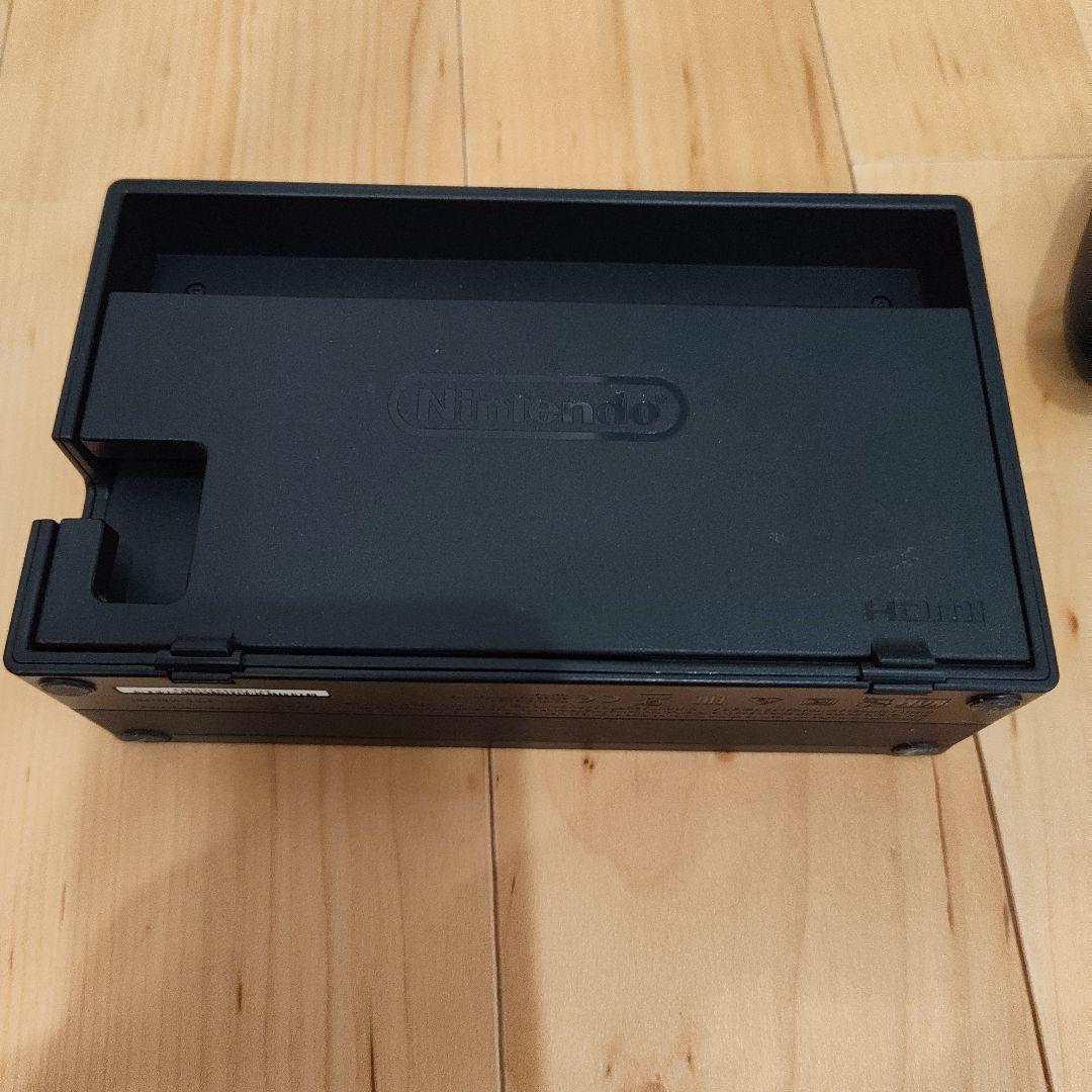 Nintendo Switch 本体 ケース付き ACアダプター無し