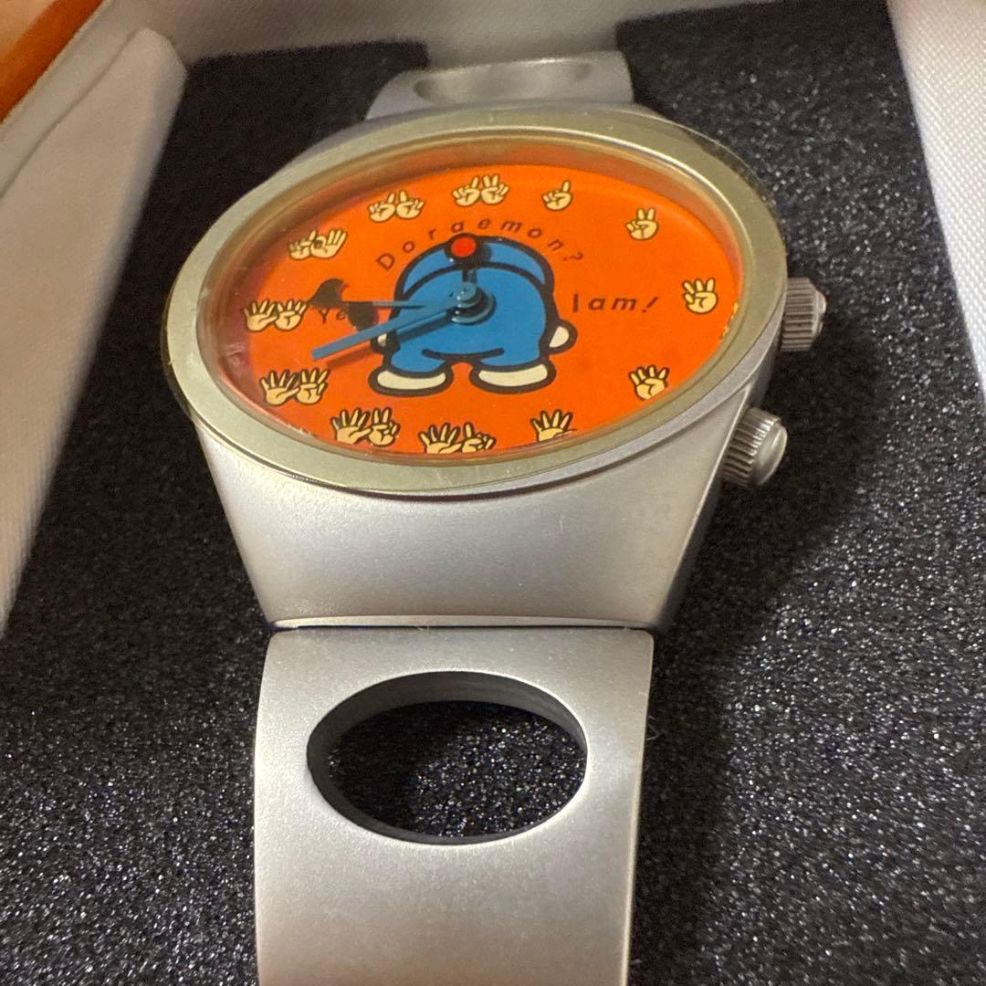 ドラえもん　Doratch 1998 limited Edition 時計