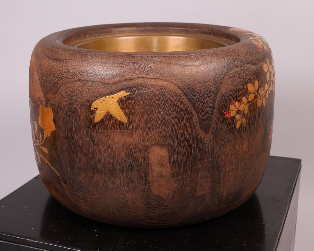 花鳥蒔絵 螺鈿細工 桐火鉢 幅31cm 高20cm 金蒔絵 漆芸 草花【MB68
