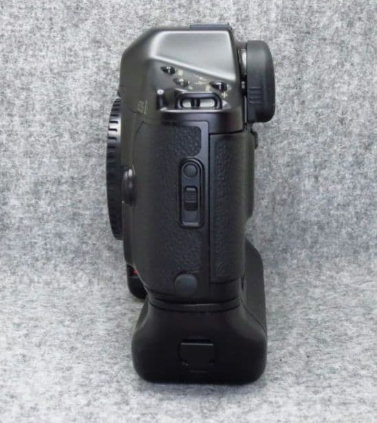 キヤノン　EOS1 HS 初代　ボディー