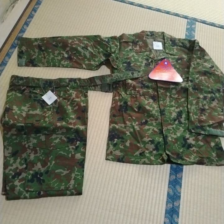 迷彩服 サイズ4A 多色迷彩タグ付き
