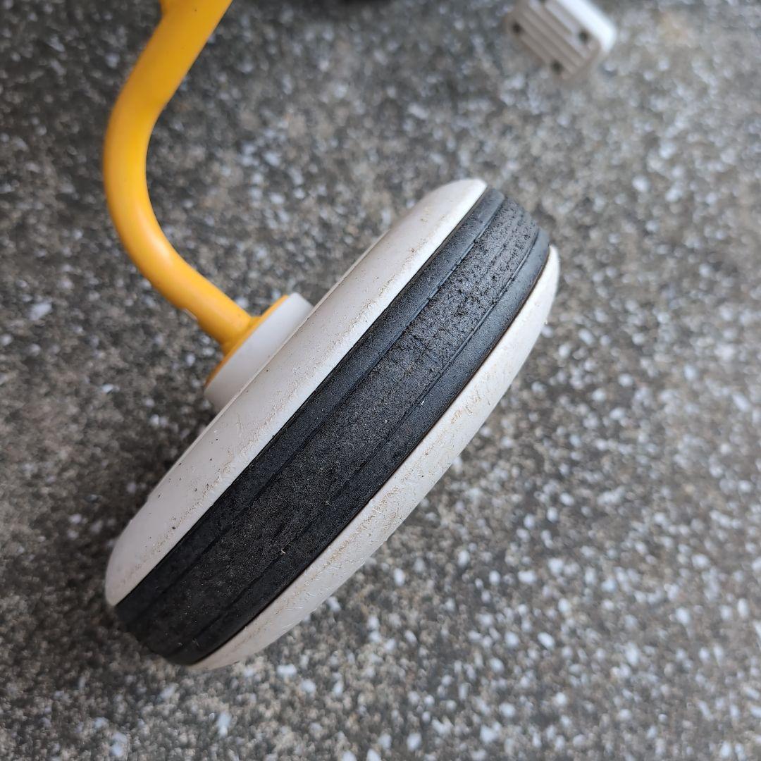 ☆値下げ☆イエロー三輪車 バスケット付き（たのめる便）