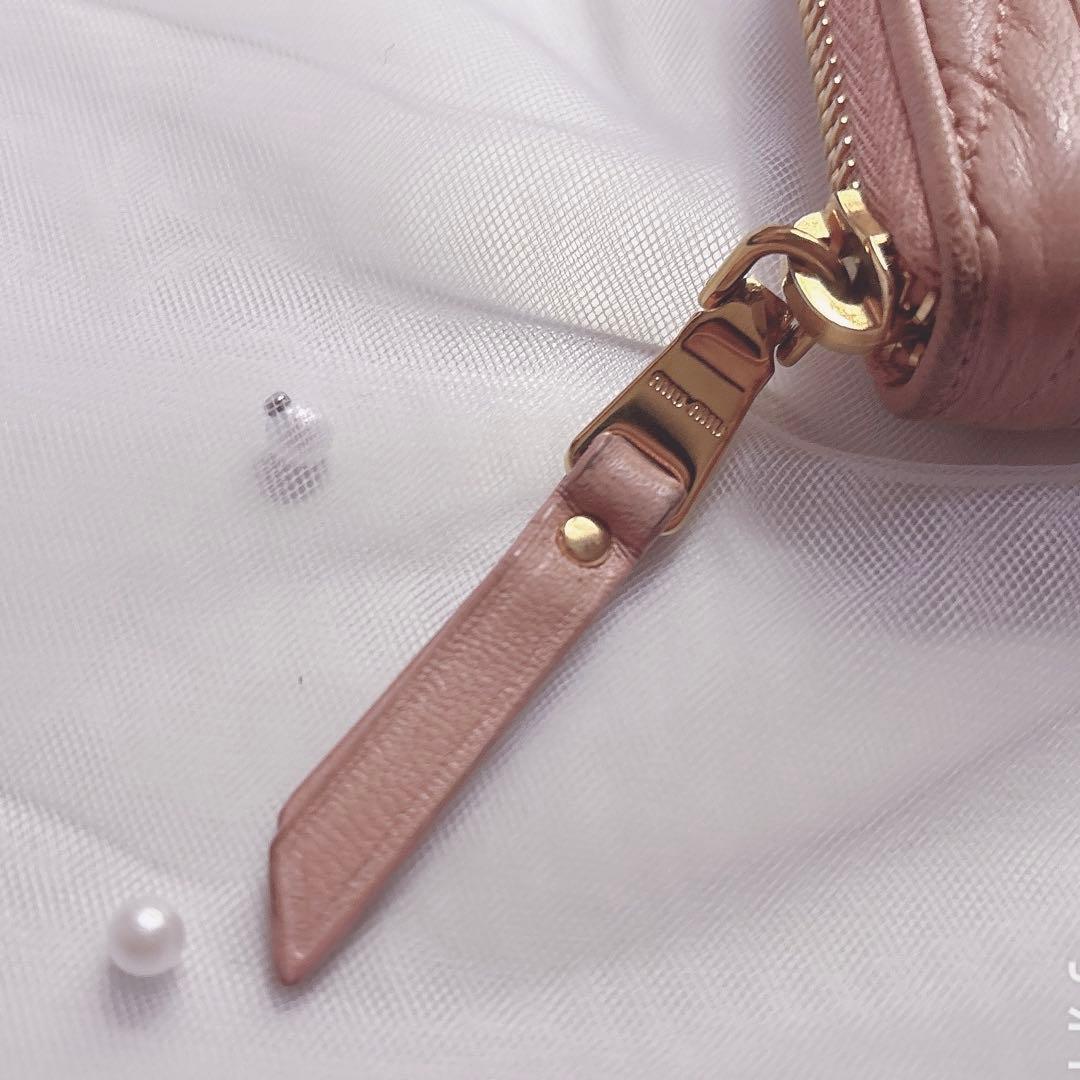 miu miu キルティング ピンク 二つ折り財布