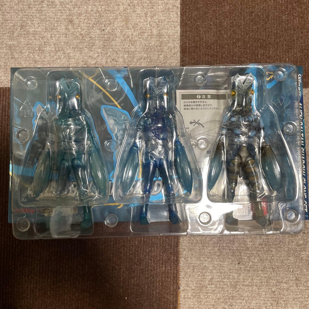 ひろ坊さん専用　S.H.フィギュアーツ　バルタン星人　分身体セット