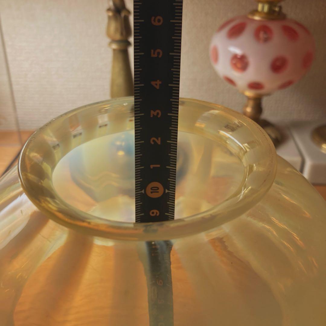 大きなウランガラス １９世紀　アンティーク　ランプシェード　フランス