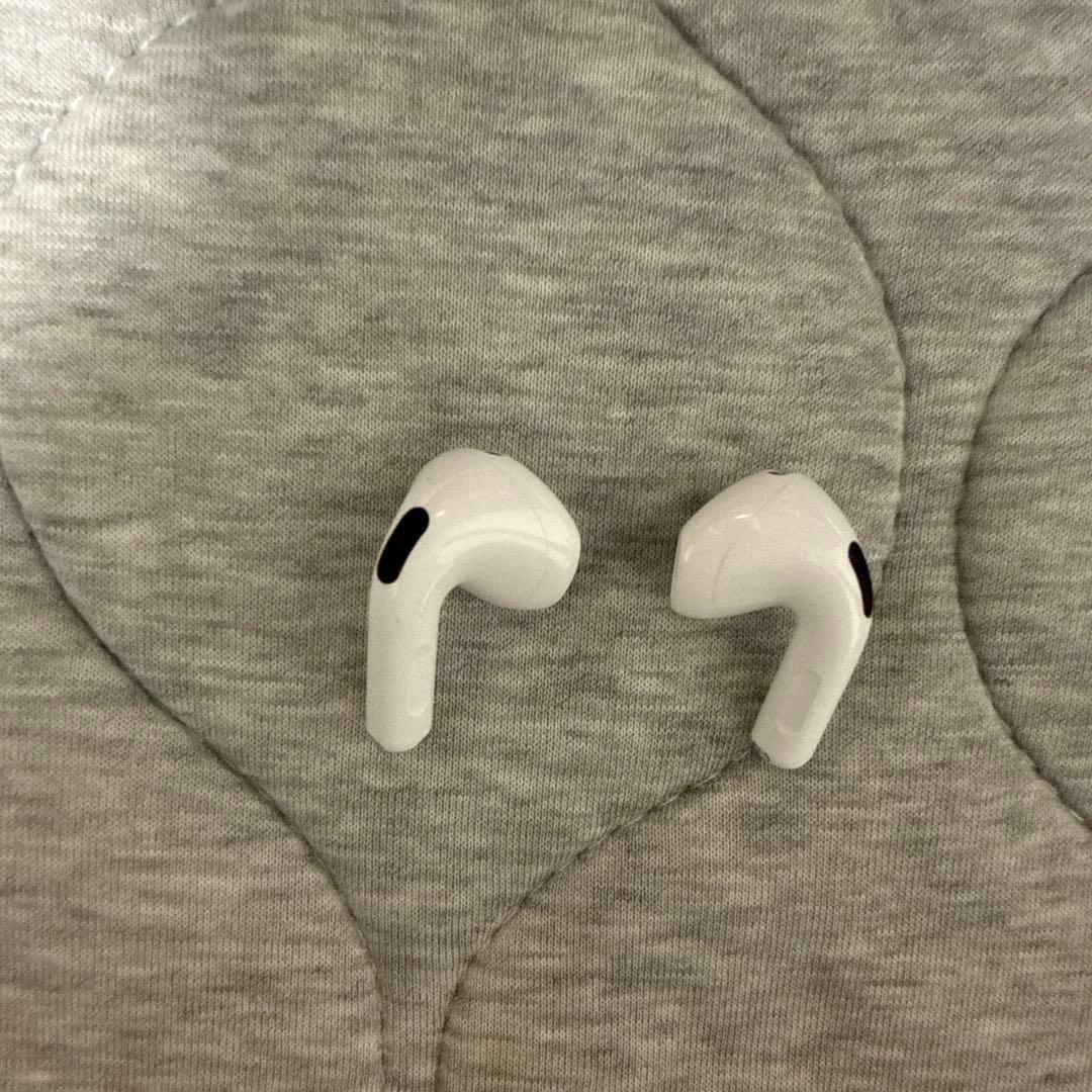 AirPods4 ノイズキャンセリング搭載モデル