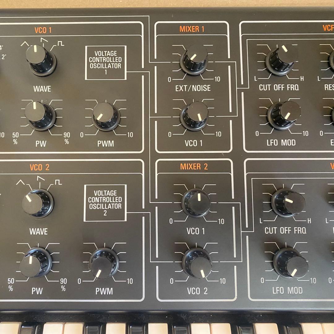 YAMAHA CS-15 シンセサイザー