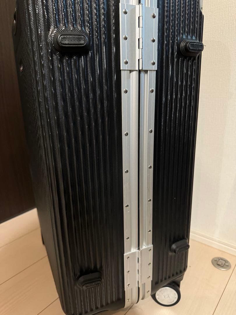 【うっき】スイスミリタリー Premium スーツケース 64L