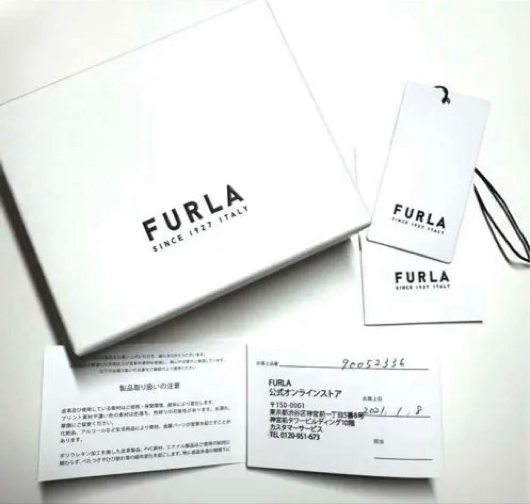 新品未使用⭐︎FURLA IDカードホルダー／社員証ケース