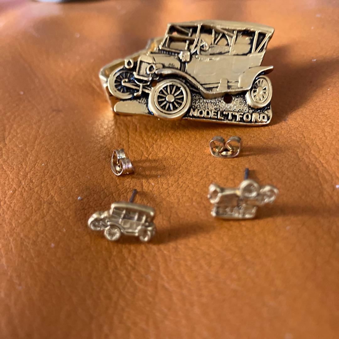 ミニチュア　車　ネックレス　ピアス