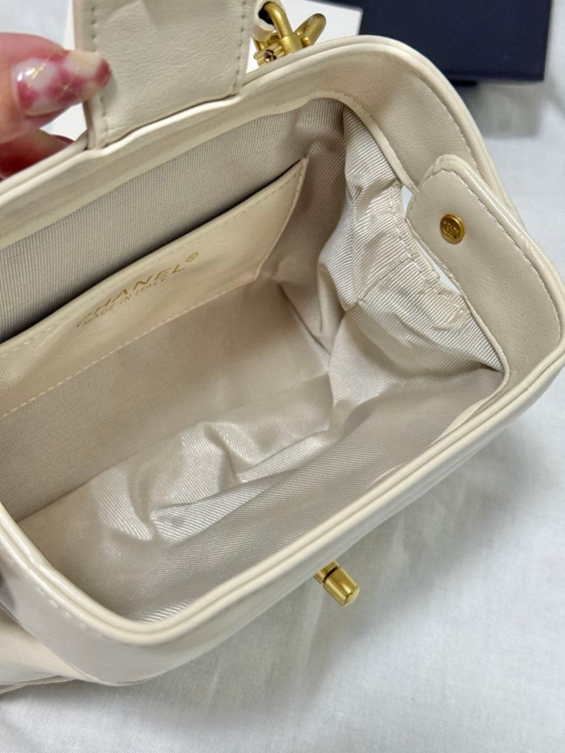 T*】様 CHANEL シャネル ノベルティ レザー ハンドバッグ チェーンショ