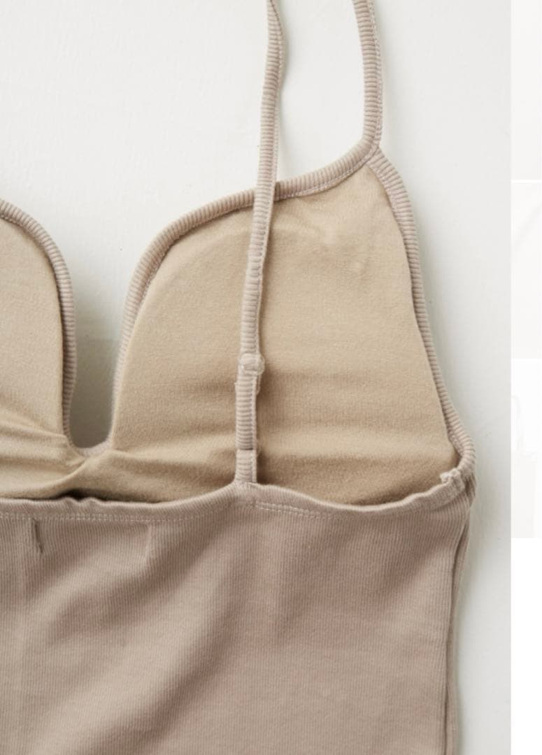 THENEWHOUSE PEONY CAMISOLE ベージュ　ブラトップ