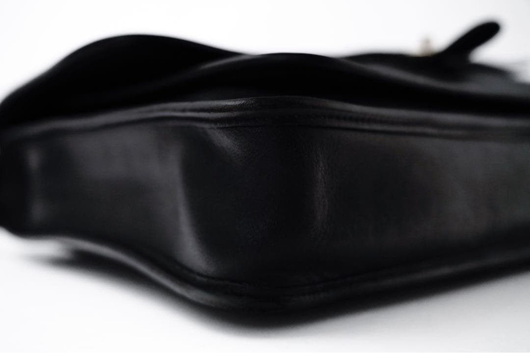 バッグ COACH Vintage Leather Black Shoulder Bag