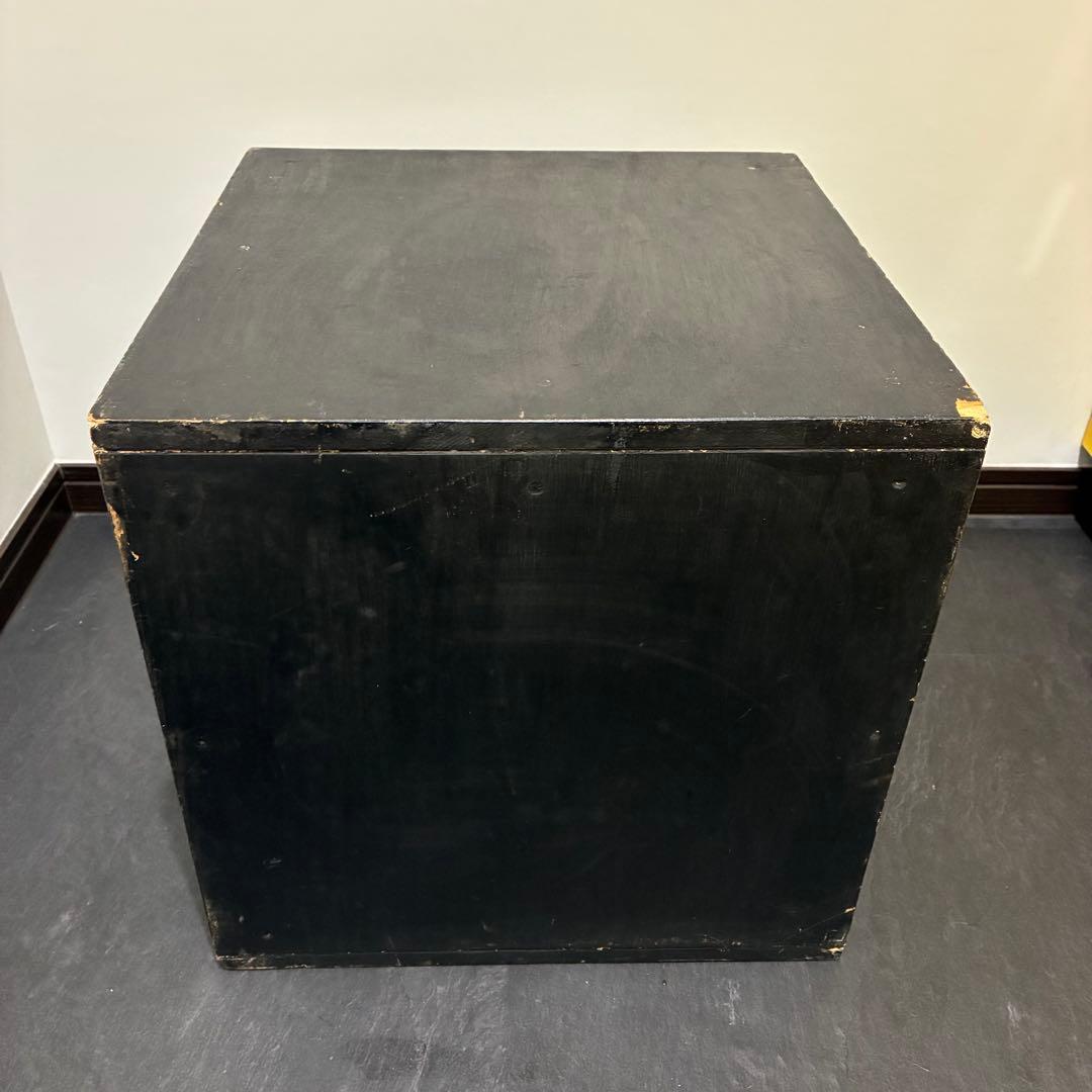 黒ペイント キューブ型木箱②展示台 スツール 椅子 オブジェ 古道具