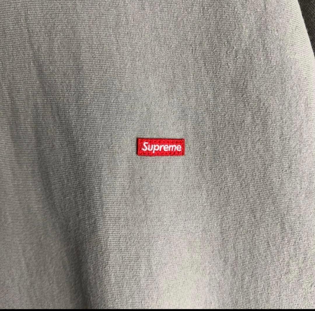 シュプリームBOXロゴ定番カラーパーカー