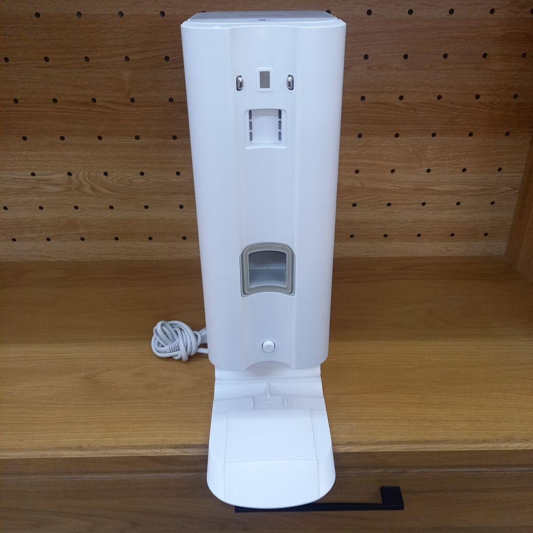 Panasonic　コードレス掃除機　2023年製　MC-NS100K