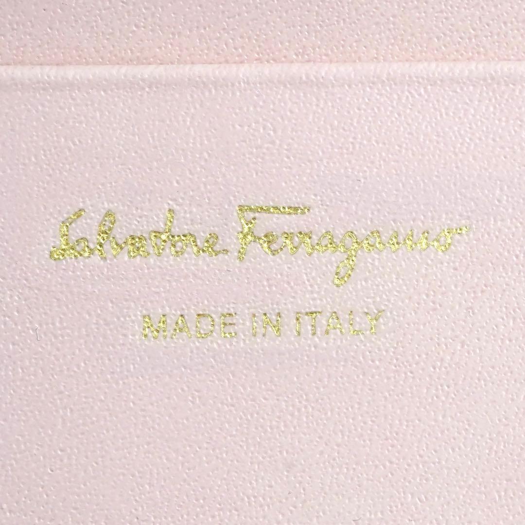 ✨未使用に近い✨　Ferragamo ミニ財布　ヴァラリボン　リボン　ピンク