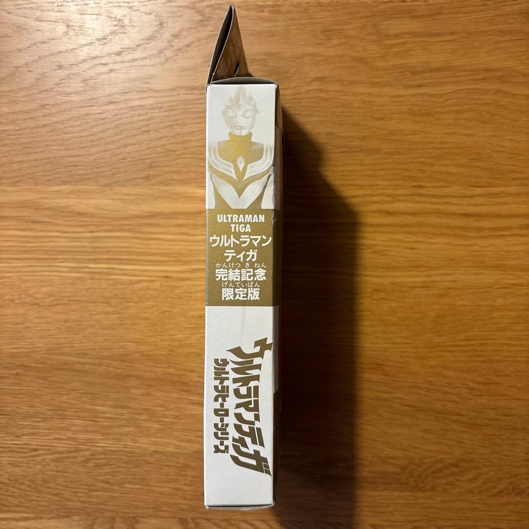 【未開封】ウルトラマンティガ ゴールド 完結記念限定版 フィギュア