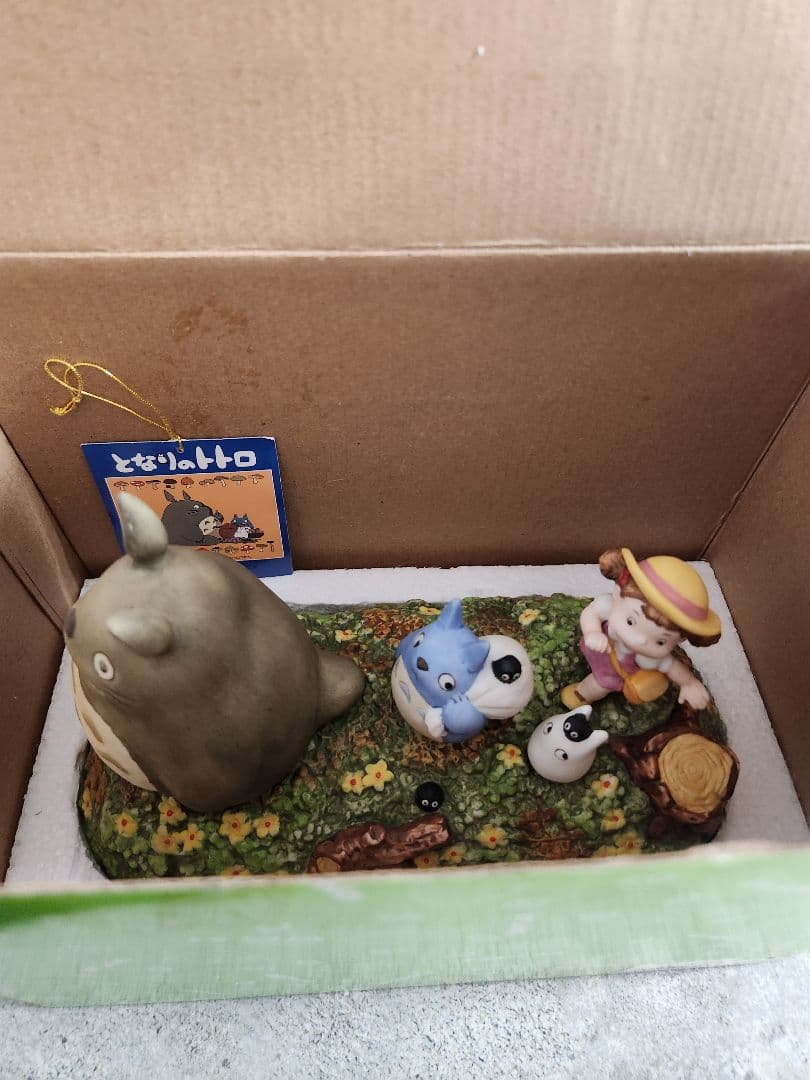 【となりのトトロ】トトロ　さんぽ　オルゴール ジブリ 陶器