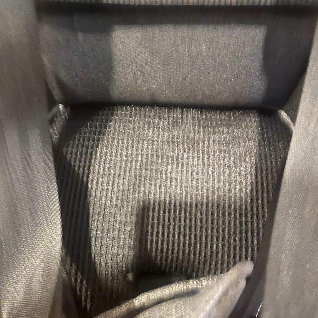 トラベルベスト　EVO チャイルドシート　日本育児　サンドグレー