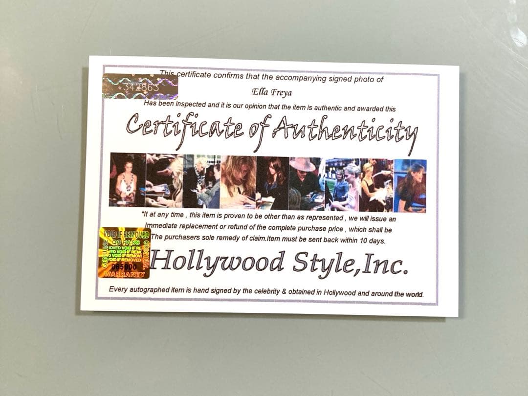 セール中…エラフレイヤ直筆サイン入り2Lサイズ写真…