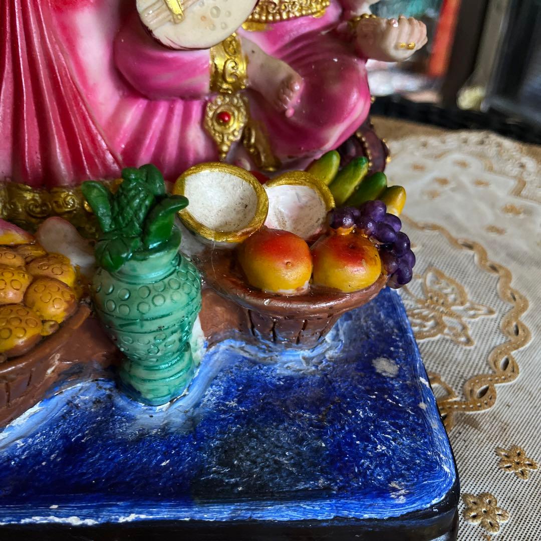 ラクシュミー女神様　置物　ガネーシャ　サラスワティ　幸運　豊穣　美を司どります。