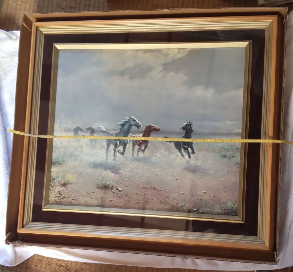 新品　額　F10　ガラス　送料込み　エンジ　臙脂色　額縁