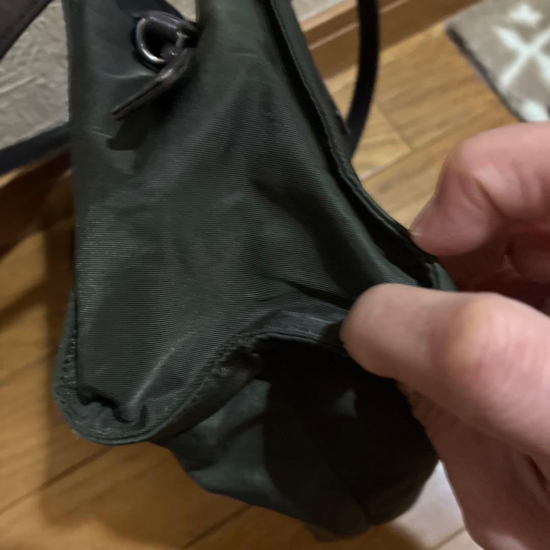 PRADA ダークグリーン ショルダーバッグ