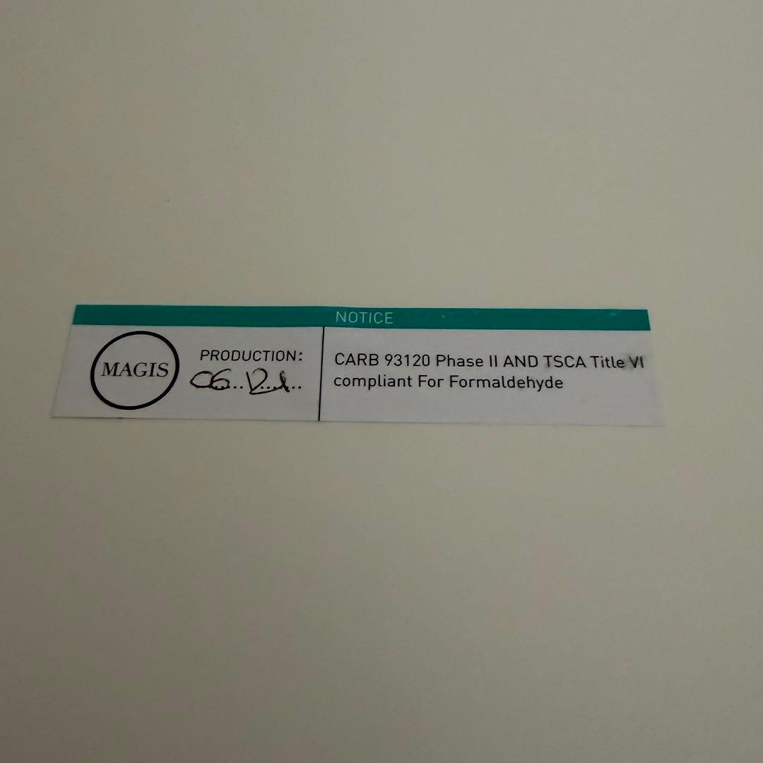 MAGIS マジス XZ3 丸型ダイニングテーブル