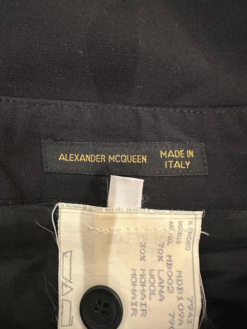 Alexander McQueen タイトスカート スリット入り 膝丈