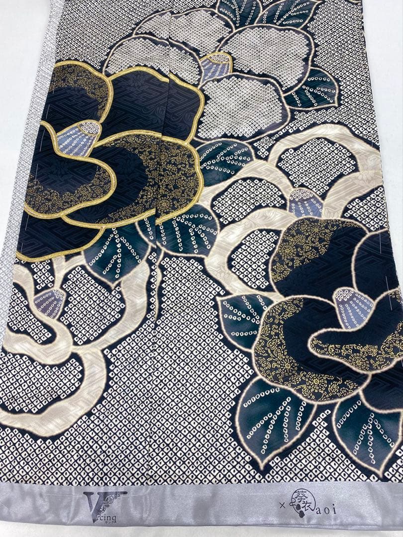 コラボ振袖 葵衣×V サンク 仮絵羽 正絹 金駒 金彩 未仕立て品 八掛付