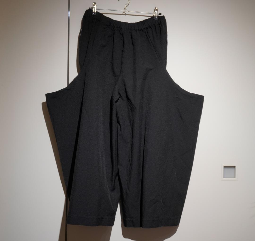 COMME des GARÇONS ポリ縮４本足　袴パンツ