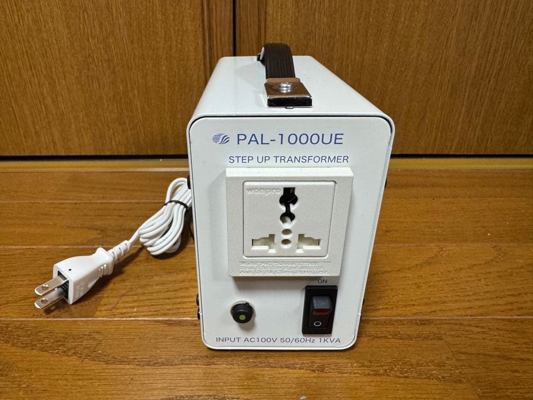 スワロー電機 アップトランス100V→220・230V PAL-1000UE