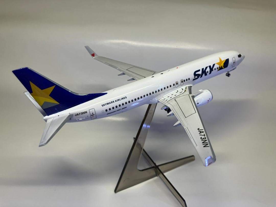 スカイマークボーイング737-800　1/200スケールプラモデル完成品