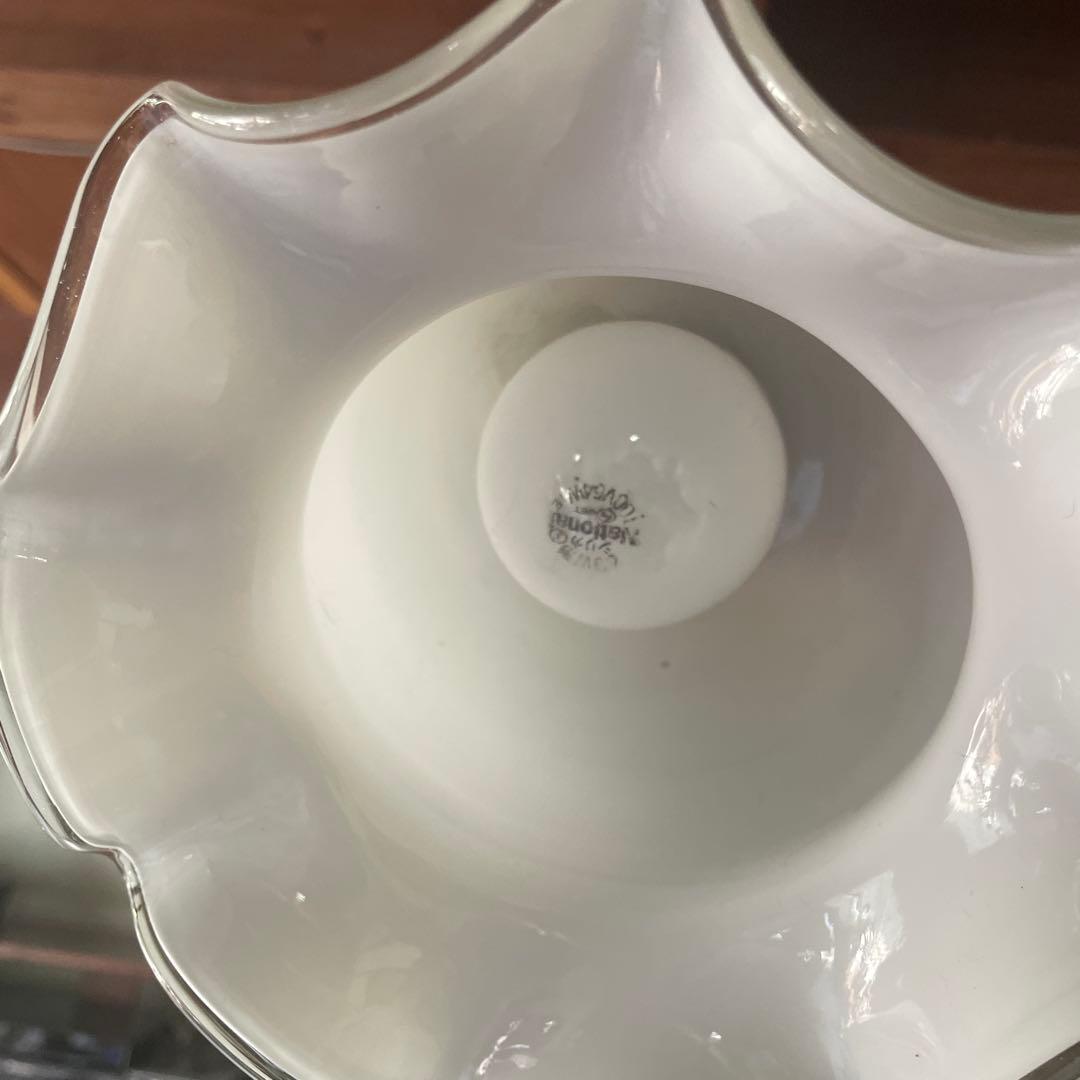 美品　ガラス　ヴィンテージ　ペンダントライト　乳白　フリル　天井照明