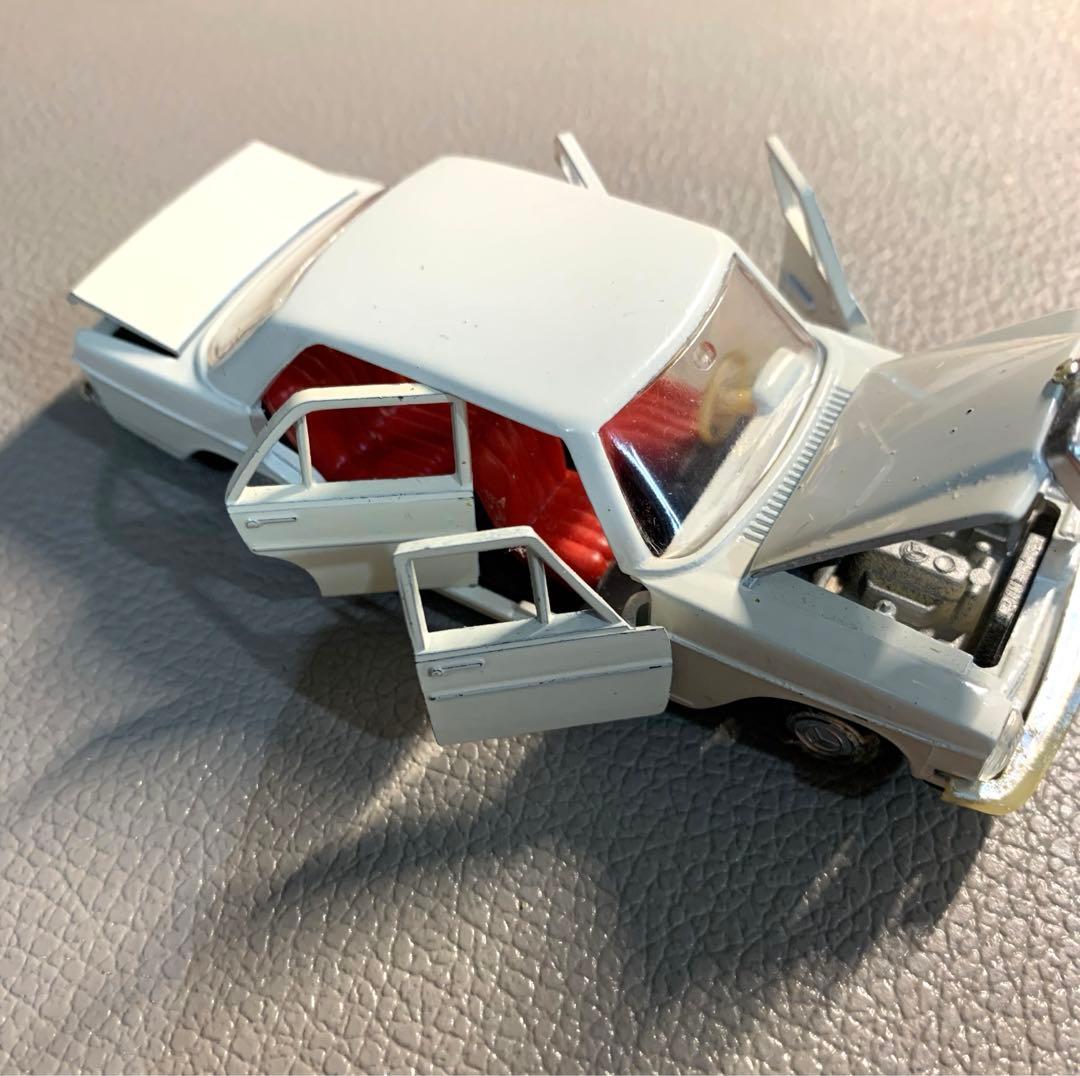 ヴィンテージ　Sablon（サブロン）ベルギー製のメルセデス・ベンツ MB200