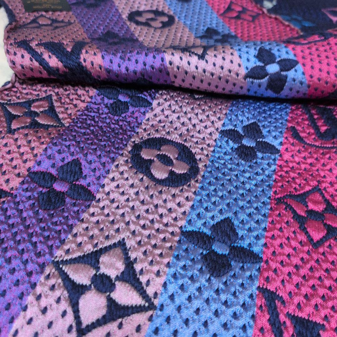 【美品】LOUIS VUITTON　マフラー