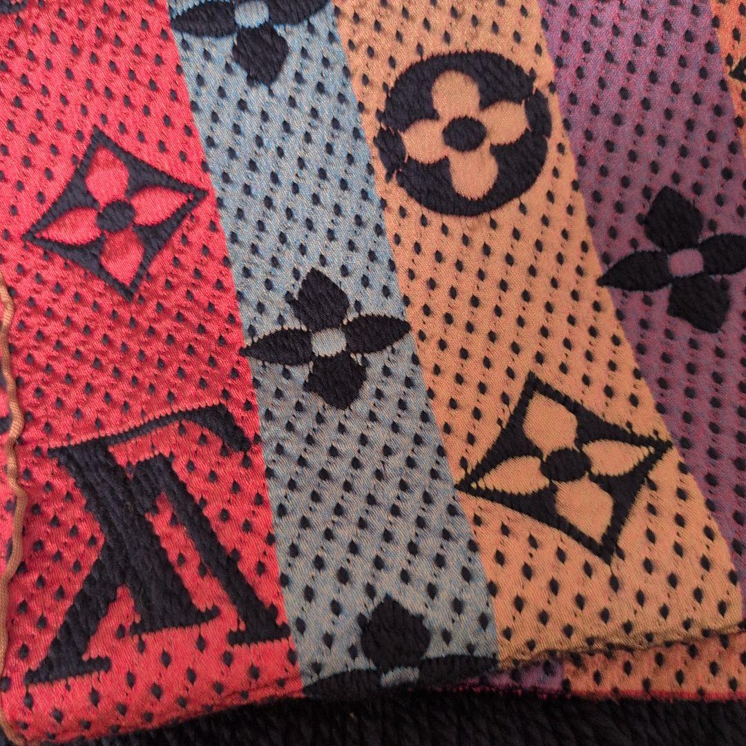 【美品】LOUIS VUITTON　マフラー