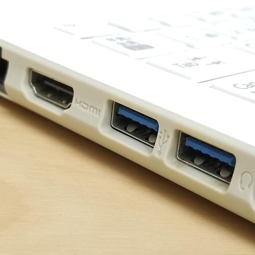 美品 SSD 即使用可ノートPC FUJITSU (E1307)