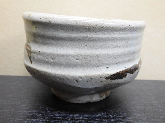 美濃唐津茶碗　加藤芳右衛門　尋牛斎箱書　共箱　MA１３８