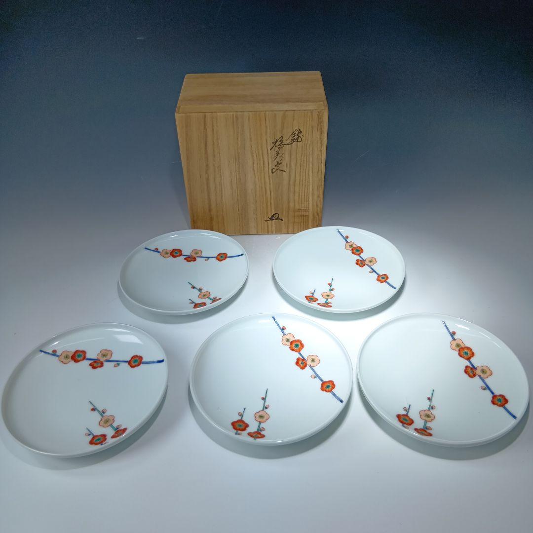 値下げ13代柿右衛門(錦)梅花文皿5枚　共箱　 未使用品　美品