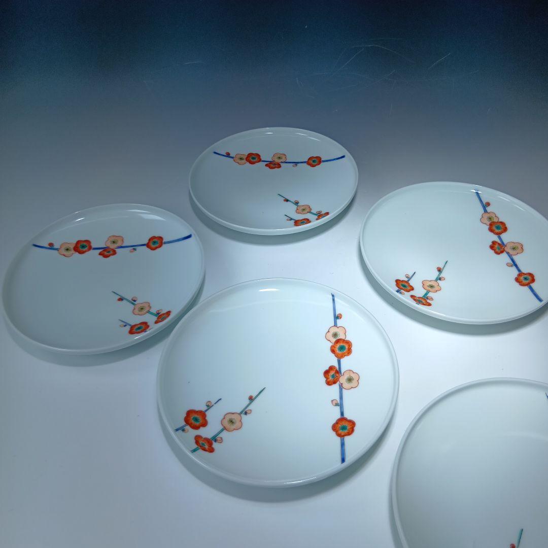 値下げ13代柿右衛門(錦)梅花文皿5枚　共箱　 未使用品　美品